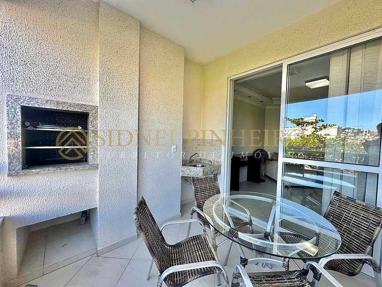 528 - Apartamento 03 dormitórios na Praia de Bombas