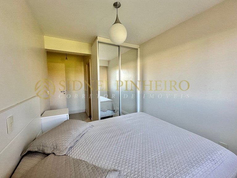 528 - Apartamento 03 dormitórios na Praia de Bombas