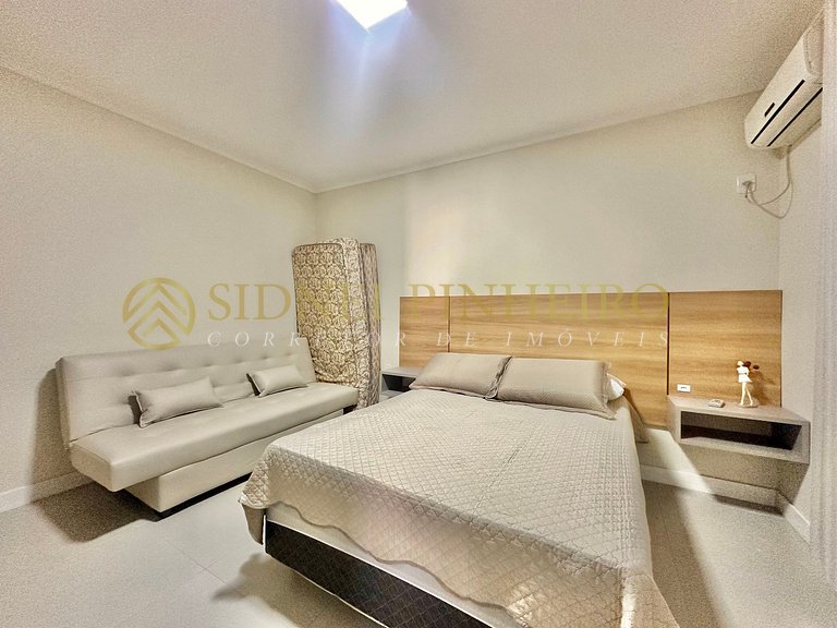 520 - Apartamento 2 dormitórios na Praia de Bombas