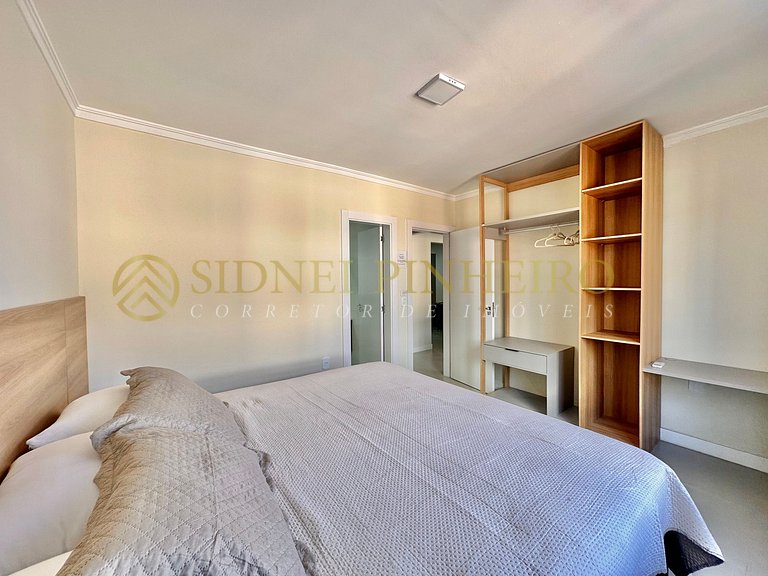 520 - Apartamento 2 dormitórios na Praia de Bombas