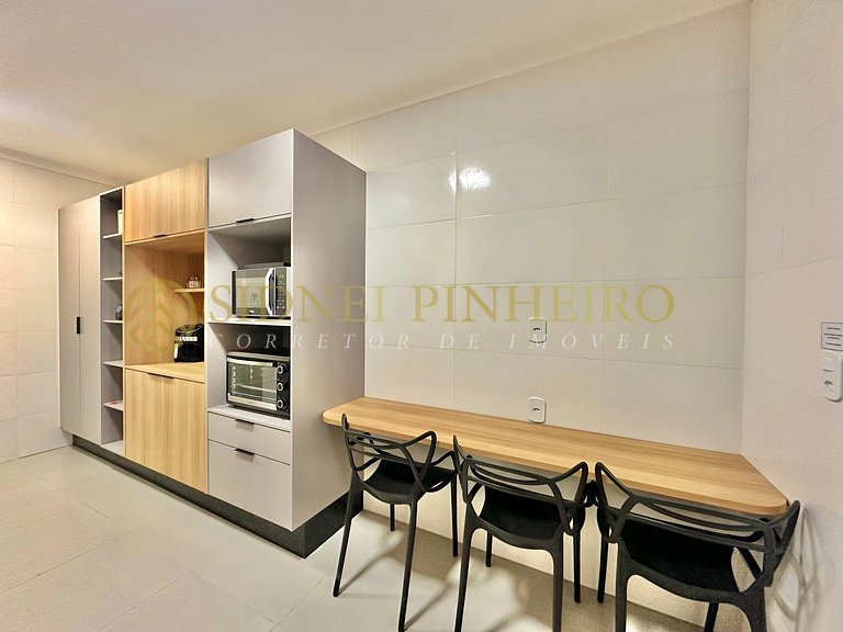 520 - Apartamento 2 dormitórios na Praia de Bombas