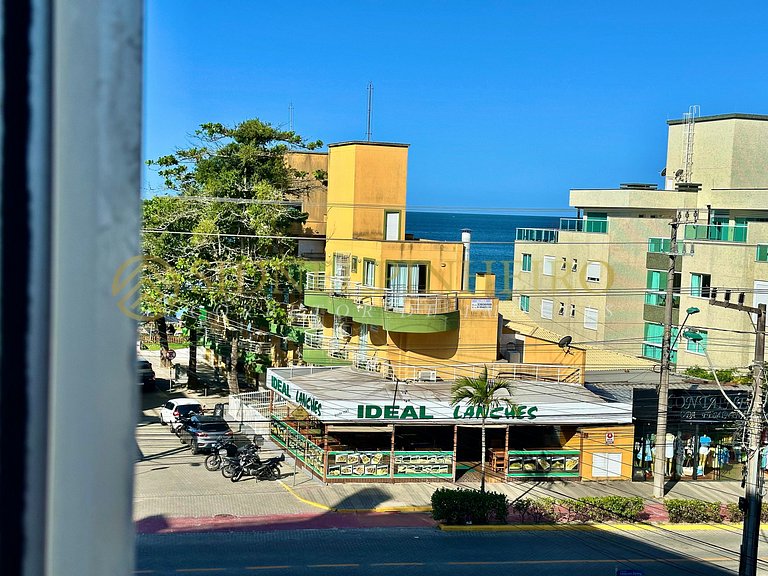 520 - Apartamento 2 dormitórios na Praia de Bombas