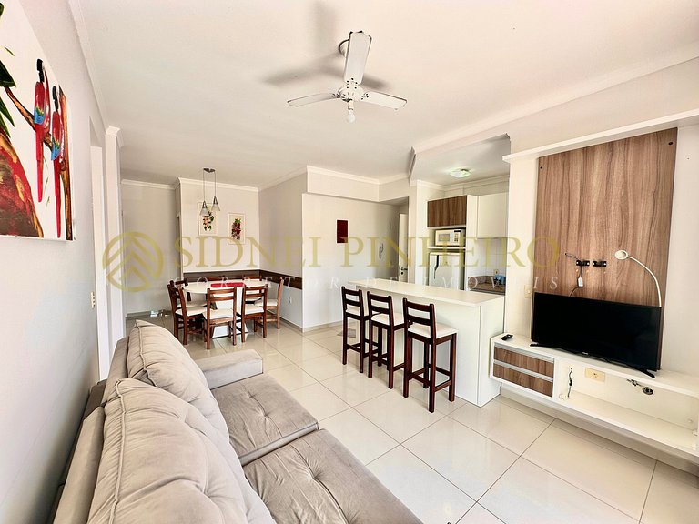 019 - Apartamento 03 dormitórios na Praia de Bombas