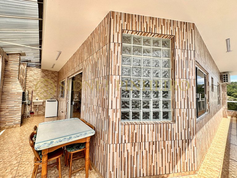 546 - Apartamento 02 dormitórios