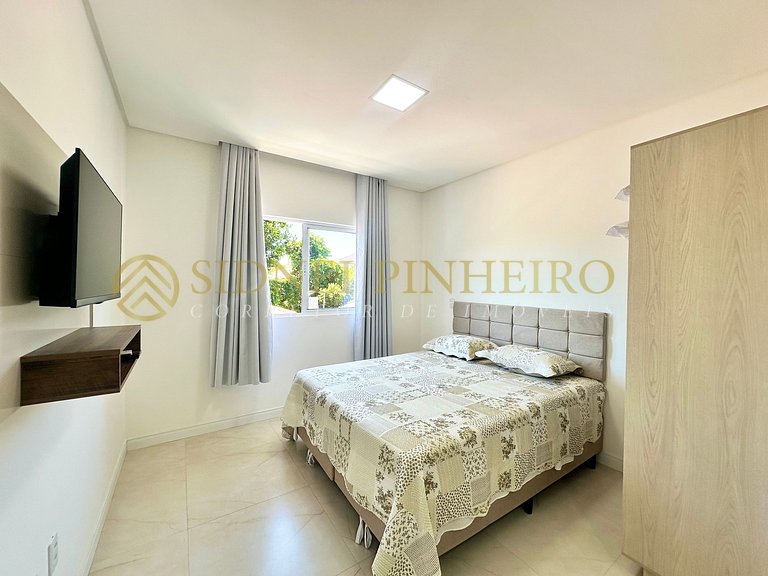 538 - Sobrado 02 dormitórios na Praia de Mariscal