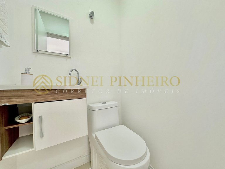 538 - Sobrado 02 dormitórios na Praia de Mariscal