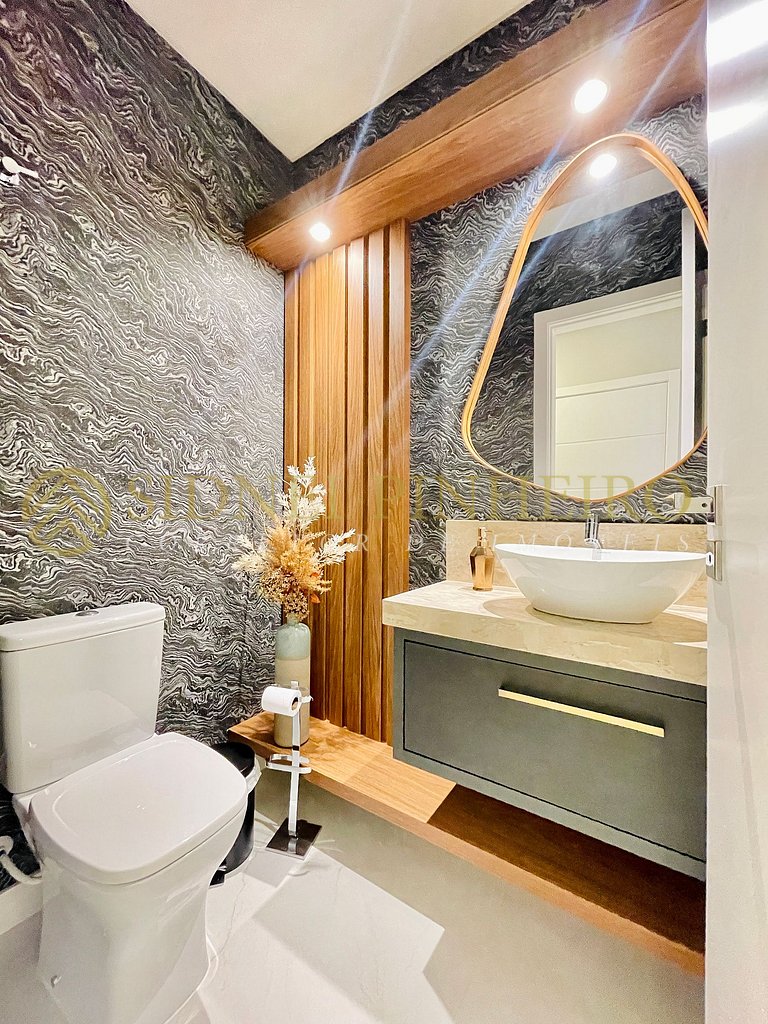 008 - Apartamento com piscina no Centro de Bombinhas