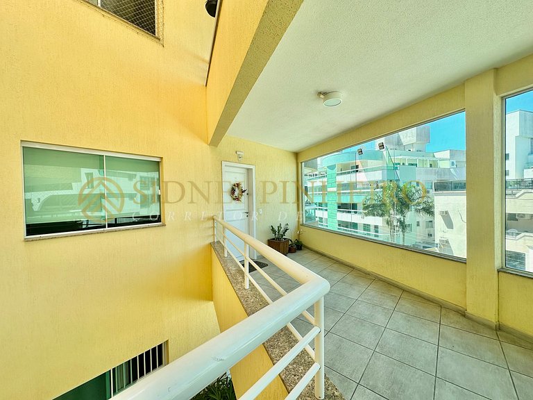 044 - Apartamento 03 dormitórios na Praia de Bombas