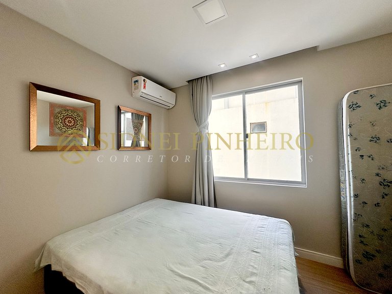 542 - Apartamento 03 dormitórios na Praia de Bombas