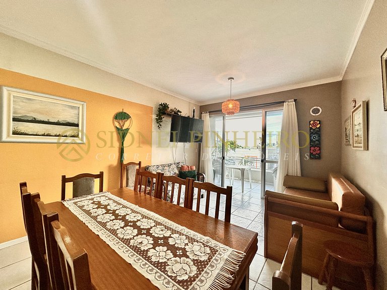 543 - Apartamento 03 dormitórios na Praia de Bombas