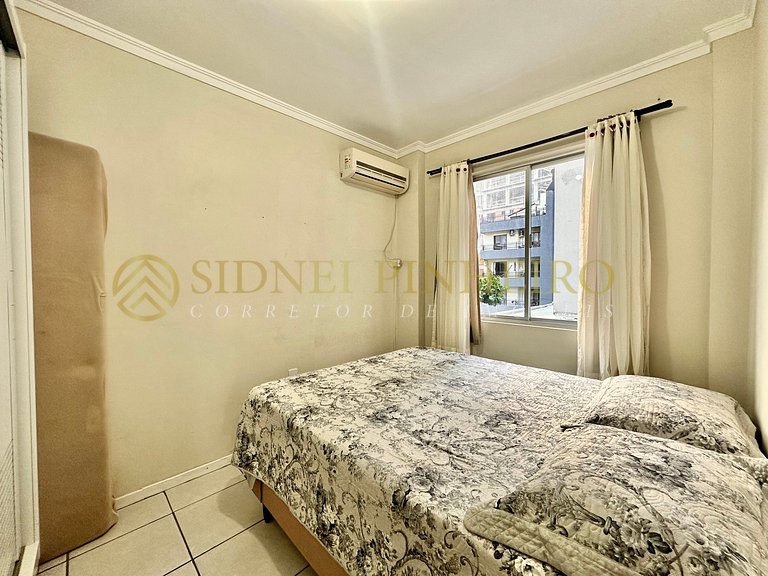 543 - Apartamento 03 dormitórios na Praia de Bombas