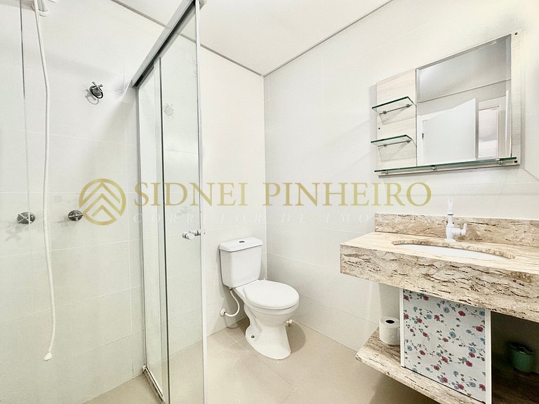 551 - Cobertura 2 dormitórios na praia de Bombas