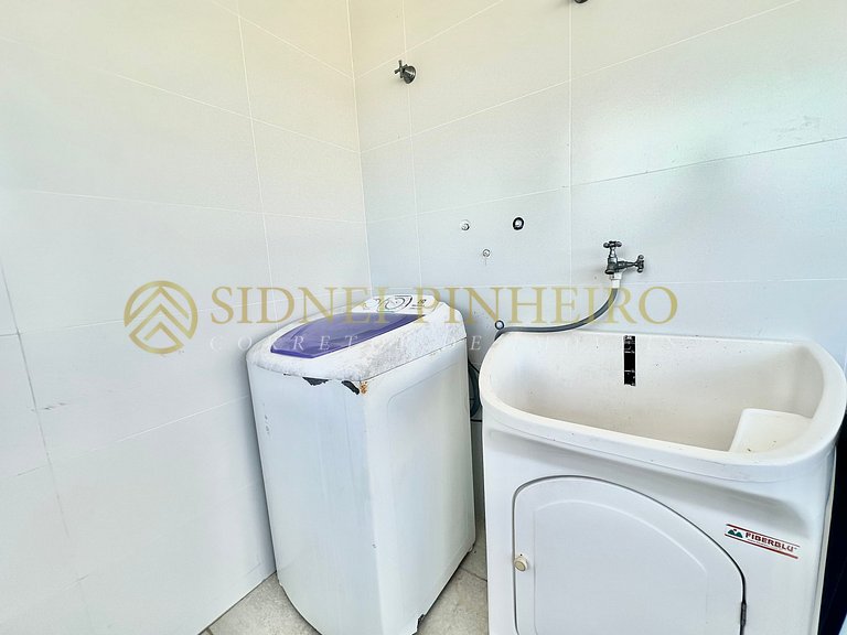 551 - Cobertura 2 dormitórios na praia de Bombas