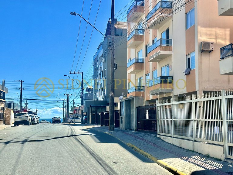 544 - Apartamento 02 dormitórios na Praia de Bombas