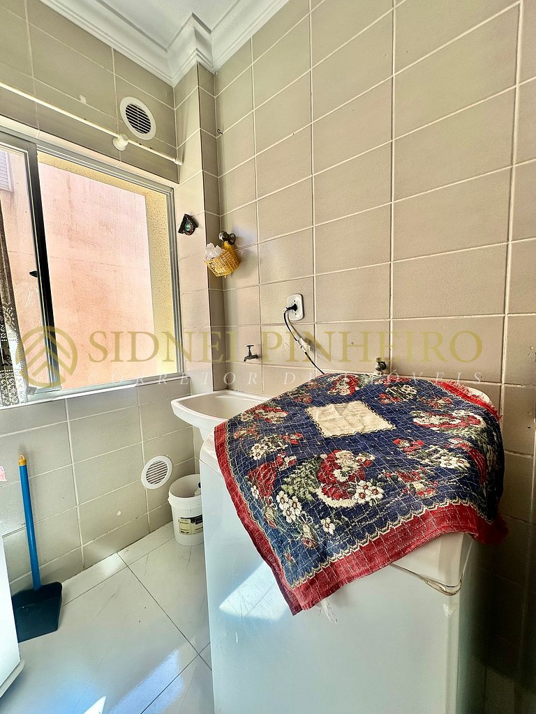 544 - Apartamento 02 dormitórios na Praia de Bombas