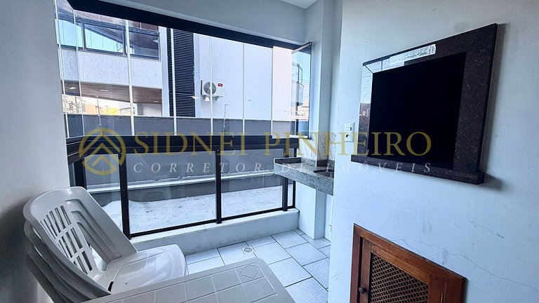 561 - Apartamento 02 dormitórios na Praia de Bombas