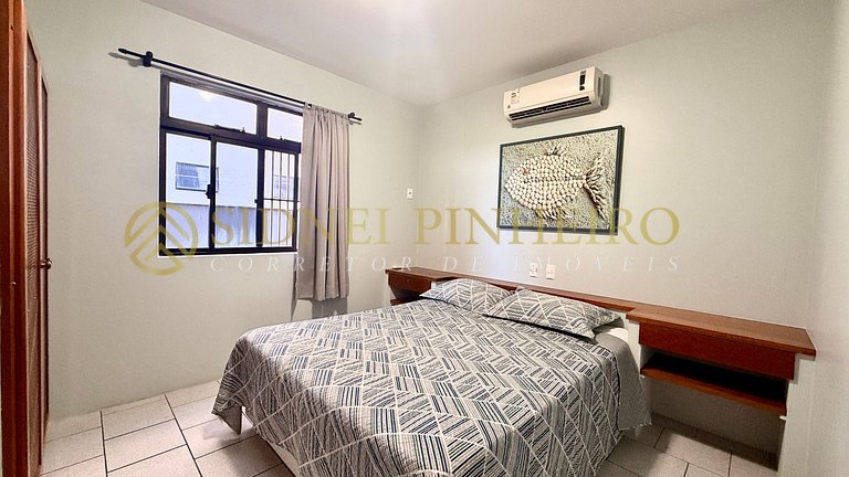 561 - Apartamento 02 dormitórios na Praia de Bombas