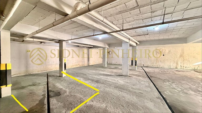 561 - Apartamento 02 dormitórios na Praia de Bombas