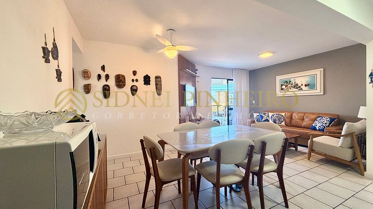 562 - Apartamento 02 dormitórios na Praia de Bombas