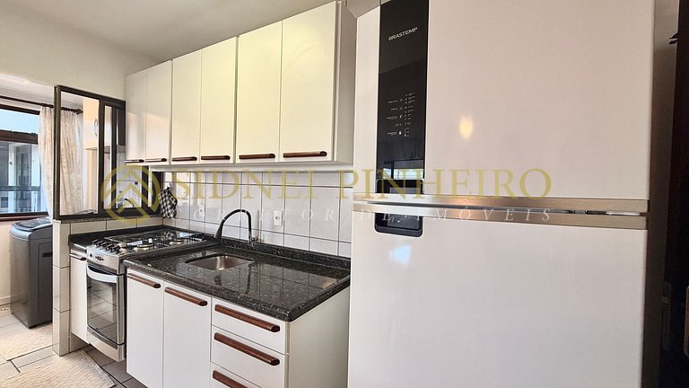 562 - Apartamento 02 dormitórios na Praia de Bombas