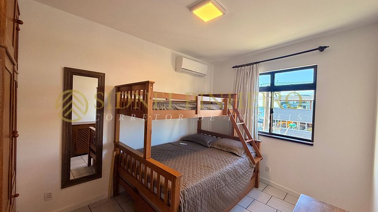 562 - Apartamento 02 dormitórios na Praia de Bombas