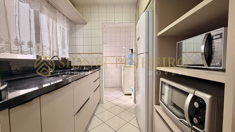 564 - Apartamento 02 dormitórios na Praia de Bombas