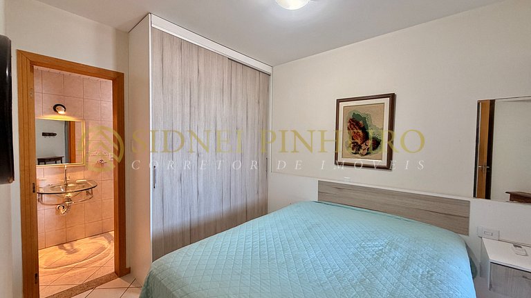 565 - Apartamento 02 dormitórios na Praia de Bombas