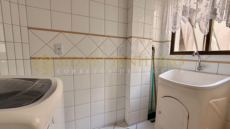 565 - Apartamento 02 dormitórios na Praia de Bombas