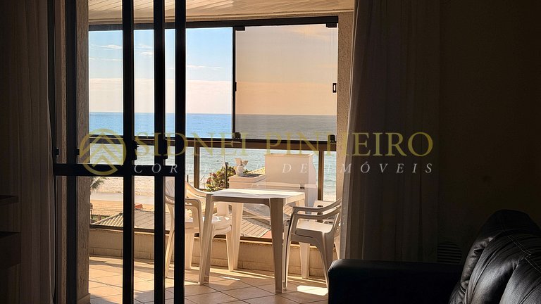 565 - Apartamento 02 dormitórios na Praia de Bombas