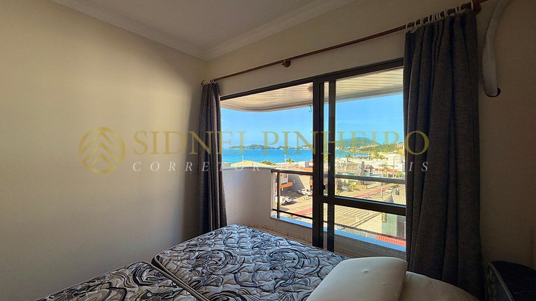 566 - Apartamento 02 dormitórios na Praia de Bombas