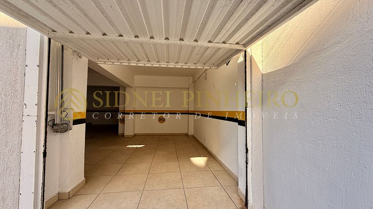 566 - Apartamento 02 dormitórios na Praia de Bombas