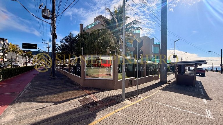 567 - Apartamento frente mar na Praia de Bombas