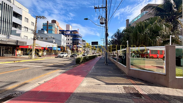 567 - Apartamento frente mar na Praia de Bombas