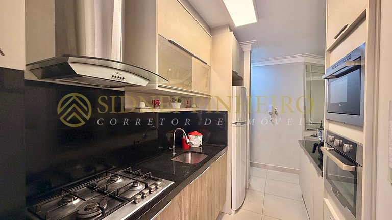 543 - Apartamento 02 dormitórios na Praia de Bombas