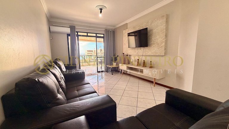 017 - Apartamento 03 dormitórios na Praia de Bombas
