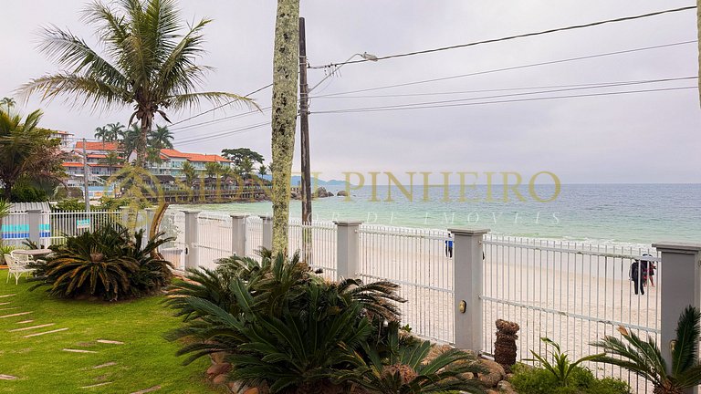 574 - Casa Frente Mar em Bombinhas Centro