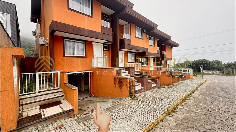 576 - Sobrado na Praia de 4 ilhas Quadra Mar
