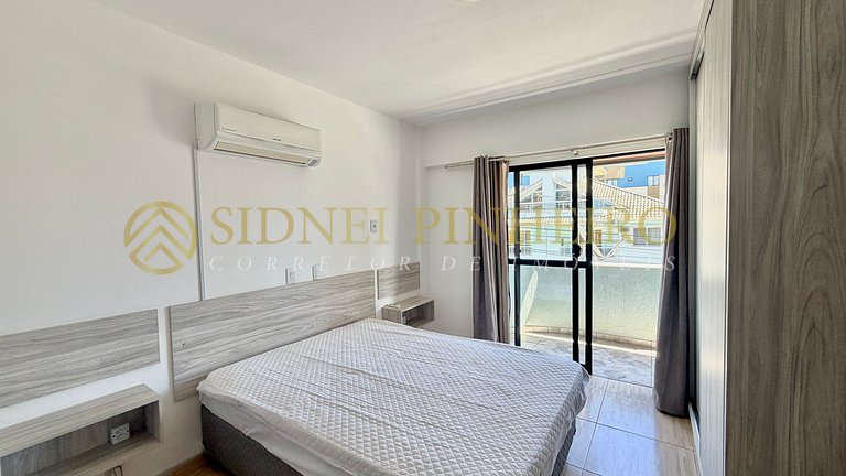 044 - Apartamento 3 dormitórios na Praia de Bombas