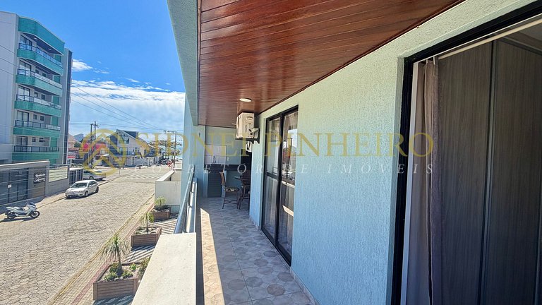 044 - Apartamento 3 dormitórios na Praia de Bombas