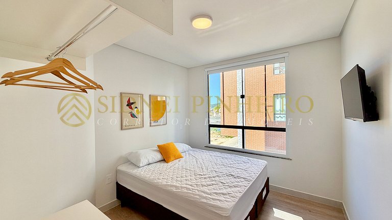 032 - Apartamento 03 dormitórios na Praia de Bombas