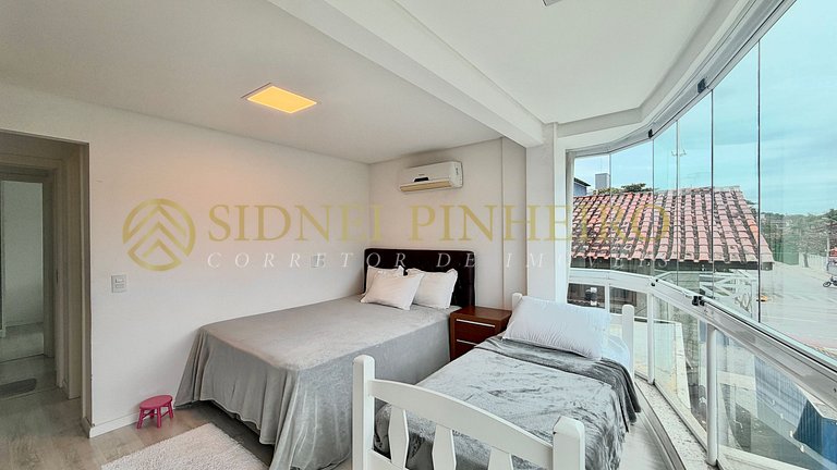 051 - Apartamento 02 Dormitórios na Praia de Bombas