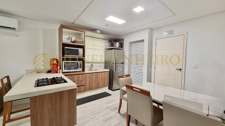 051 - Apartamento 02 Dormitórios na Praia de Bombas