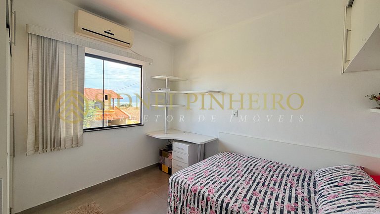 521 - Apartamento 3 dormitórios em Canto Grande