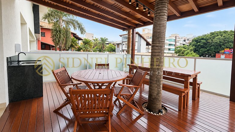 056 - Apartamento térreo de 03 dormitórios na Praia de Maris