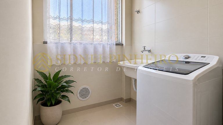 060 - Apartamento 02 dormitórios na Praia de Bombas
